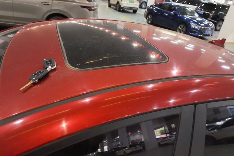 Used Hyundai Elantra (6th Generation / Lingdong) 2016 1.6L Automatic ZhiXuan – Elite Version Roof