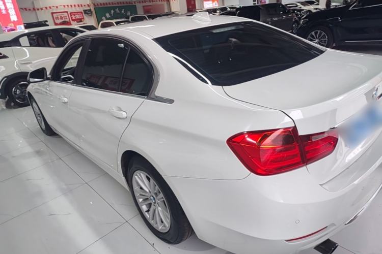 Used BMW 3 Series 2015 316Li Fashion Model
