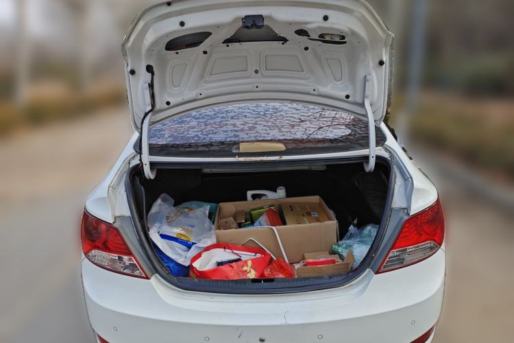 Used Hyundai Verna (older generation) 2010 Sedan 1.4L Automatic Comfort Model GS
