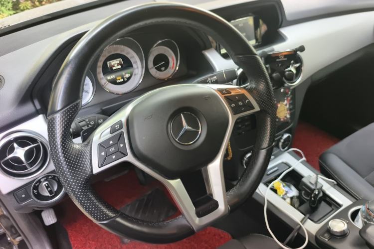 Used Mercedes-Benz GLK-Class 2015 GLK 260 4MATIC Dynamic Edition Ultimate Version
