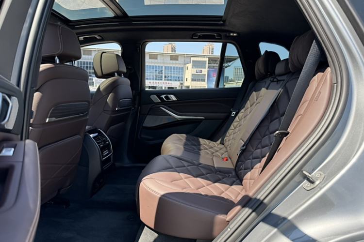 Used BMW X5 2022 Restyled xDrive 40Li M Sport Package
