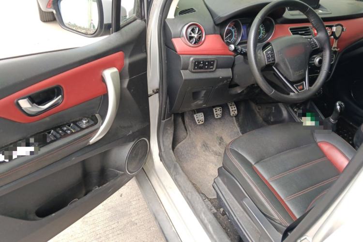 Used Haval H1 2015 1.5L Manual Luxury Model
