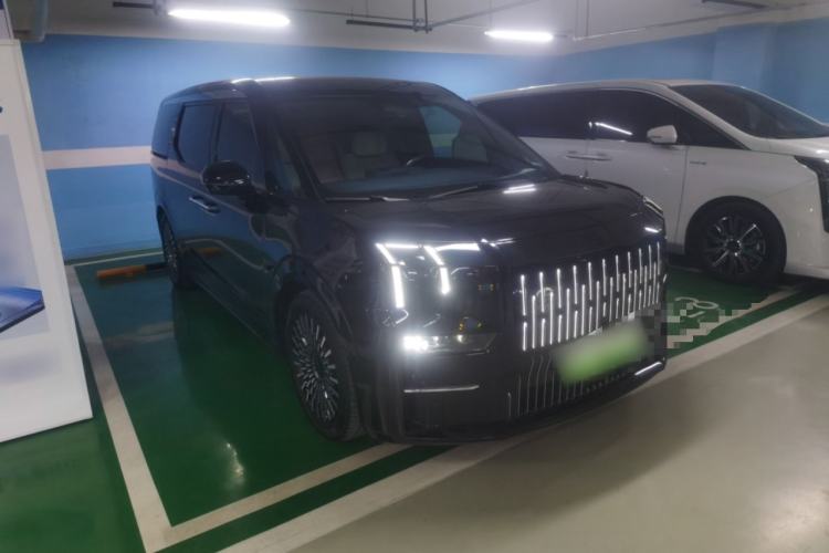 Used Zeekr 009 2022 Revised WE Version