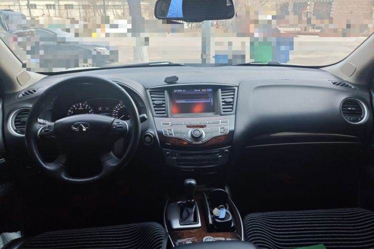 Used Infiniti JX 2013 JX35 4x4 All-Terrain Edition Center Console