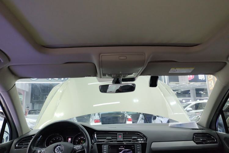 Used Volkswagen Tiguan L 2017 330TSI Automatic Two-Wheel Drive Flagship Edition