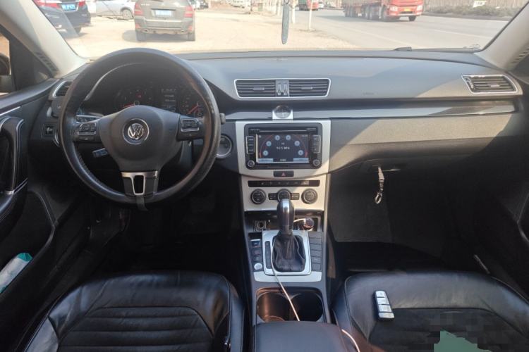 Used Volkswagen Magotan 2016 1.8TSI Luxury Comfort Model
