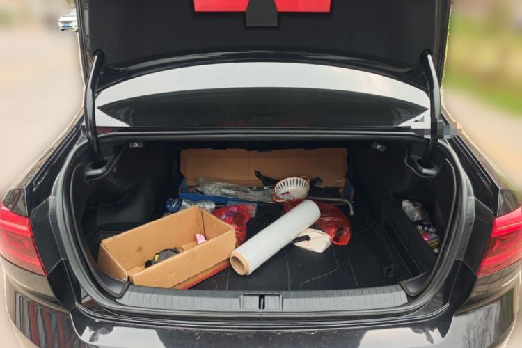 Used Volkswagen Magotan 2020 330TSI DSG Luxury Edition Trunk