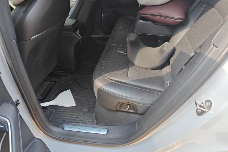 Used Nio ES6 2023 75 kWh Left Rear Seat