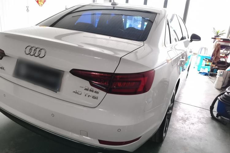 Used Audi A4L 2018 30th Anniversary Edition 40 TFSI Trendy Model Rear Right 45 Deg