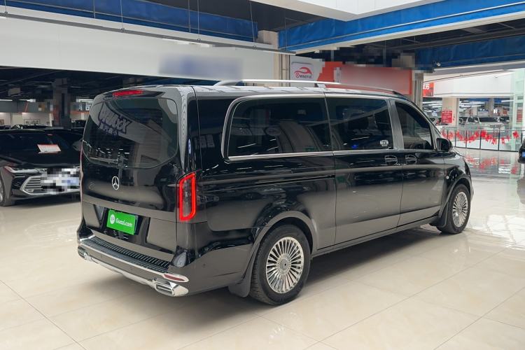 Used Mercedes-Benz Vito 2021 2.0T Elite Version 7 Seats Rear Right 45 Deg