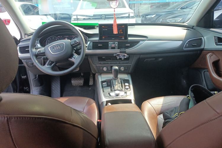 Used Audi A6L 2018 30th Anniversary Edition 35 TFSI Fashion Model
