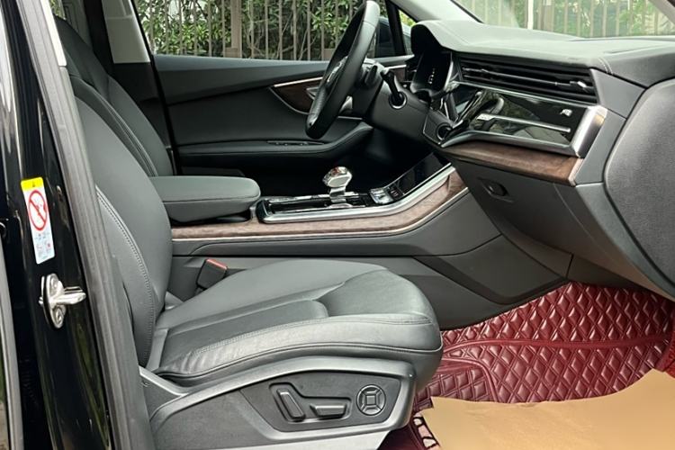 Used Audi Q7 2023 55 TFSI quattro S line Sport Edition