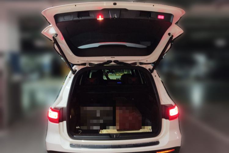 Used Mercedes-Benz GLB 2020 Updated GLB 200 Dynamic Edition Trunk