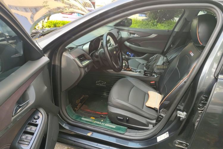 Used Chevrolet Malibu 2018 530T Automatic Fashion Edition Driver Seat