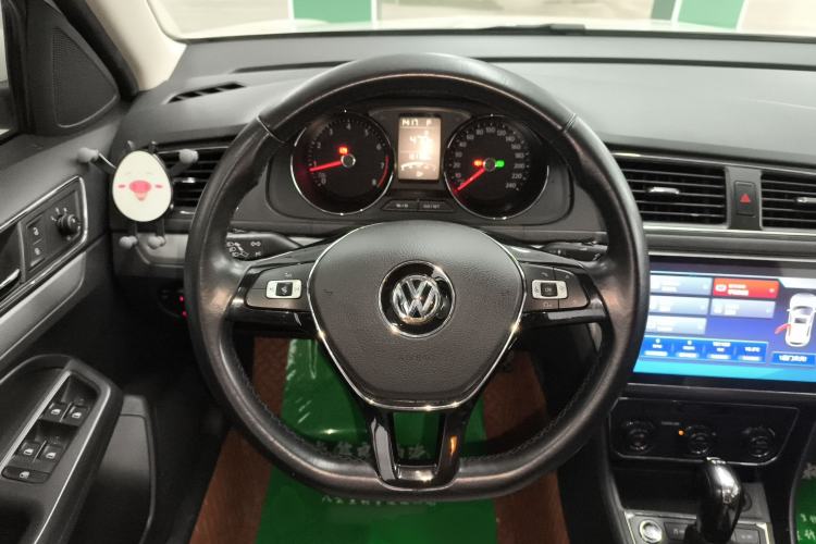 Used Volkswagen Gran Lavida 2017 180TSI DSG Comfort Edition
