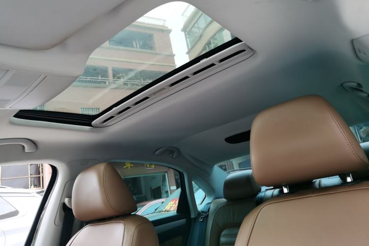 Used Volkswagen Passat 2014 1.8TSI DSG Prestige Navigation Edition
