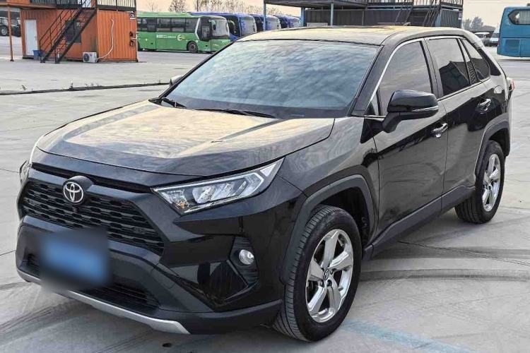 Used Toyota RAV4 2022 2.0L CVT Two-Wheel Drive Fashion Plus Edition
