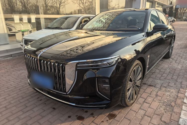 Used Hongqi H9 2025 Model Facelifted 2.0T Two-Wheel Drive Flag-Style Luxury Business Edition, 5 Seats