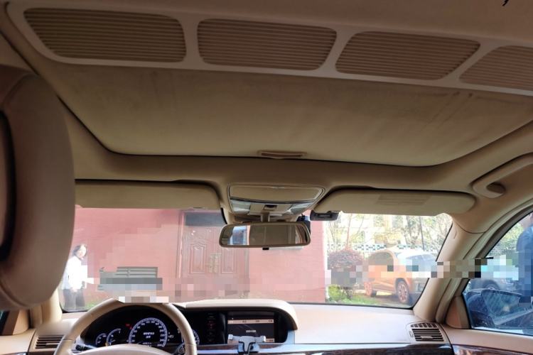 Used Mercedes-Benz S-Class 2012 S 300 L Business Standard Model
