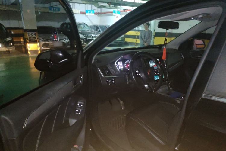 Used Roewe RX5 2016 20T Two-Wheel Drive Automatic Internet Smart Edition