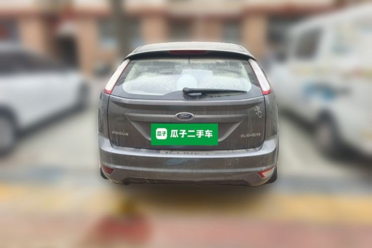 Used Ford Focus 2013 Hatchback Classic 1.8L Manual Fashion Edition
