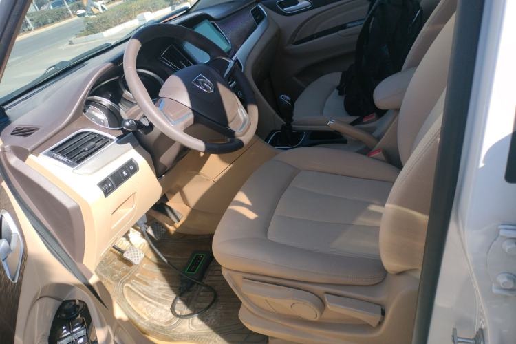 Used Wuling 730 2020 Commercial Vehicle 1.5L Manual Value Edition 7 Seats