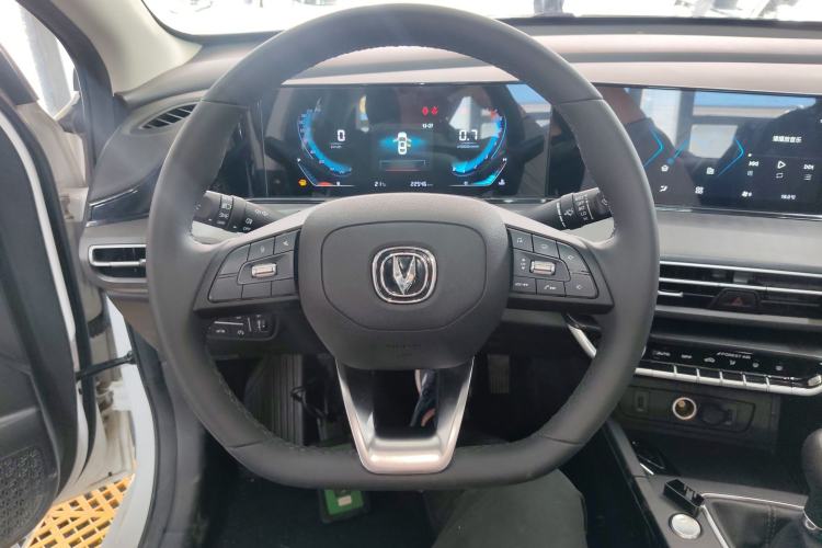 Used CHANGAN Eado 2021 PLUS 1.6L GDI Manual Luxury Model
