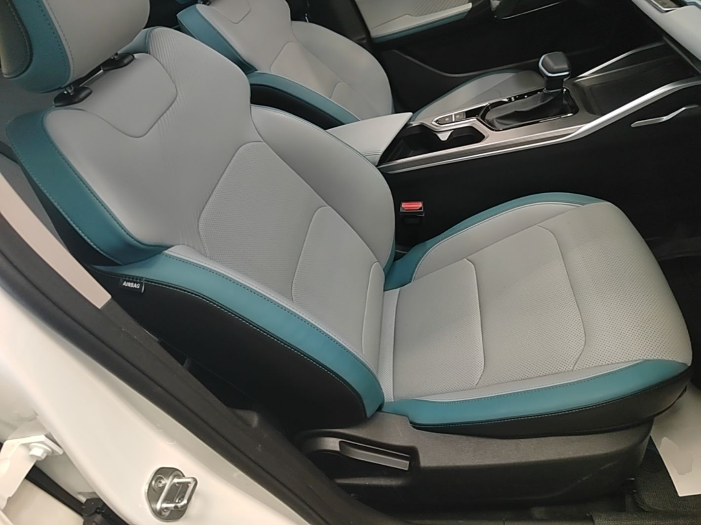 Geely Auto Emgrand 2023 4th Generation Champion Edition 1.5L CVT Flagship Model — снимка 19