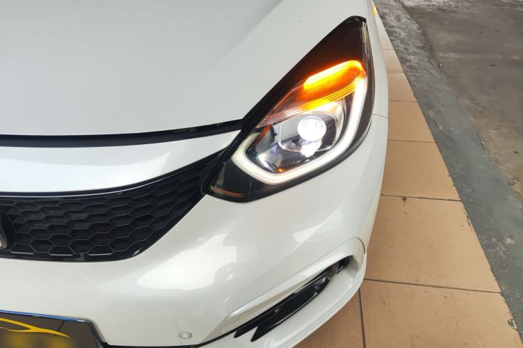 Used Honda LIFE 2021 1.5L CVT SPORT Heartbeat Edition Left Front Headlight