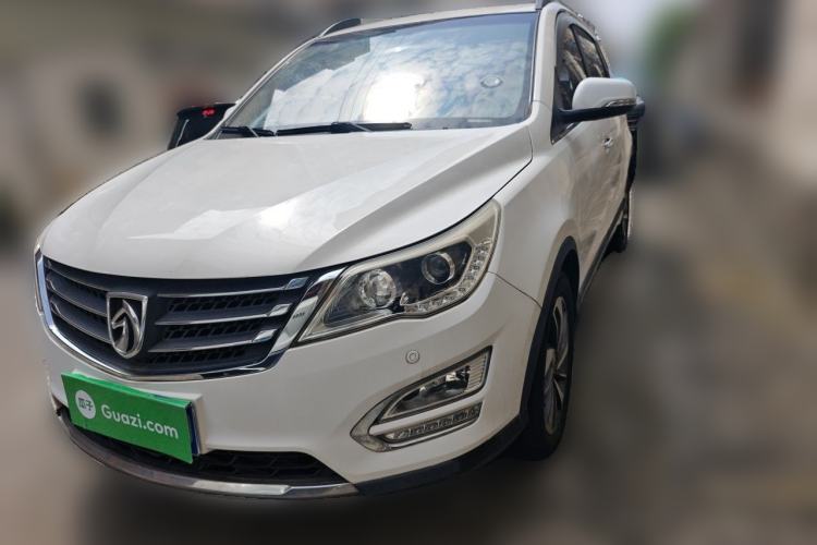 Used Baojun 560 2016 1.8L iAMT Luxury Model Guazi used car, China used car export, Used car for sale, Used  cars, Cheapest cars for sale