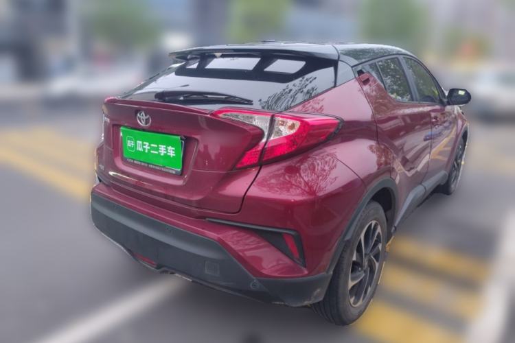 Used Toyota IZOA 2018 2.0L Yixuan Sunroof Version China V Standard Rear Right 45 Deg