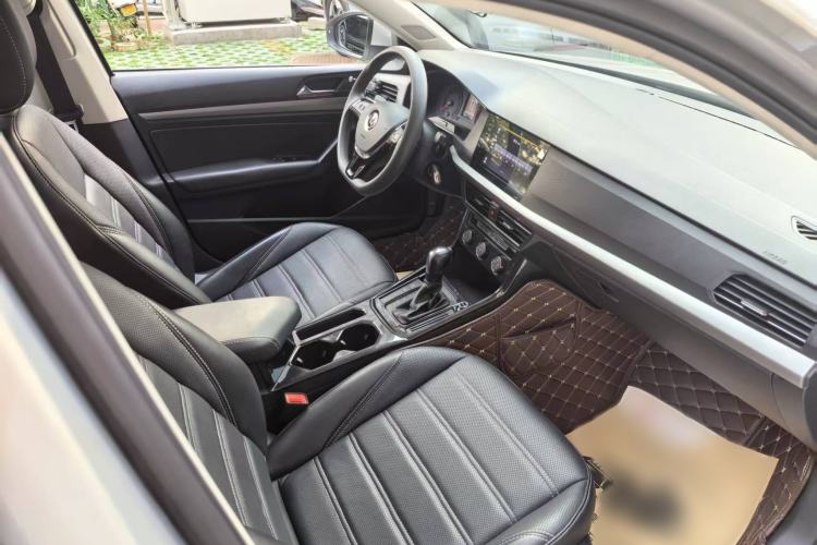 Used Volkswagen Lavida 2021 1.5L Automatic Fashion Edition Interior 4