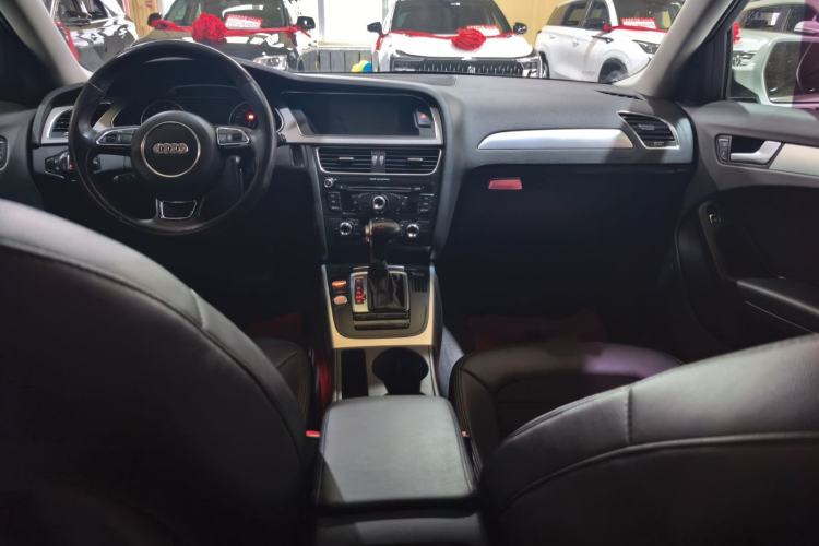 Used Audi A4L 2016 35 TFSI Collector's Edition Automatic Standard Model Interior 4