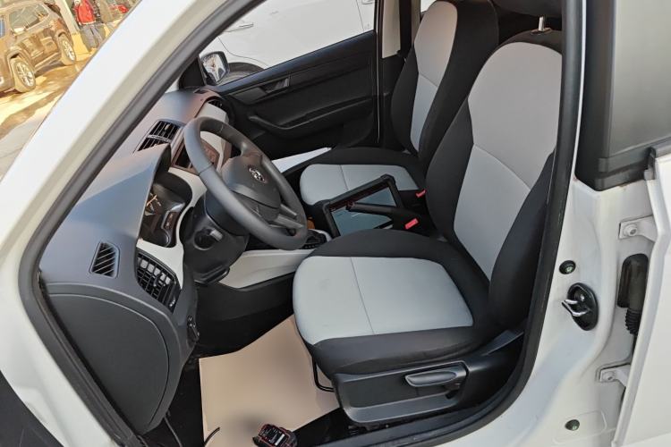 Used Skoda Fabia 2015 1.4L Automatic Front-Drive Model