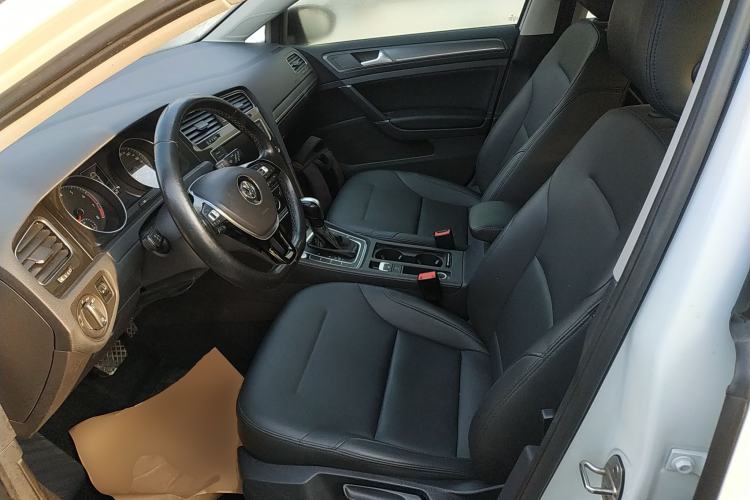 Used Volkswagen Golf 2017 230TSI Automatic Comfort Edition – Celebrating Milestone of One Million Units