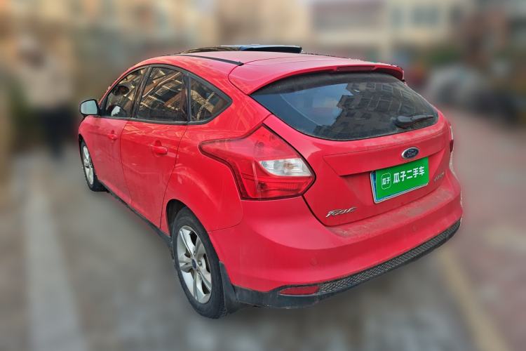 Used Ford Focus 2012 Hatchback 1.6L Manual Fashion Edition
