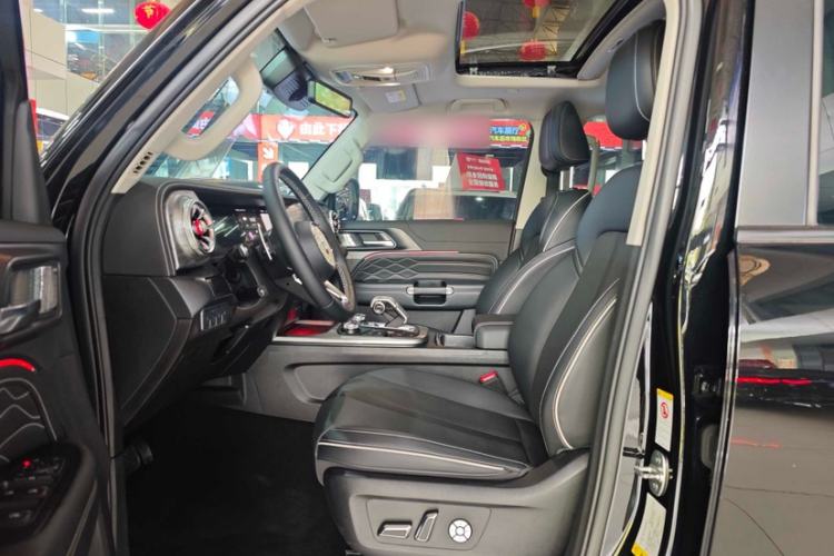 Used Tank 300 2021 City Edition 2.0T—Truly Stylish Left Front Seat