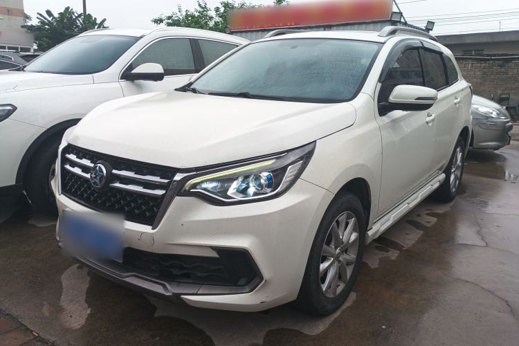 Used Venucia T70 2020 2.0L CVT Luxury Edition China VI Standard