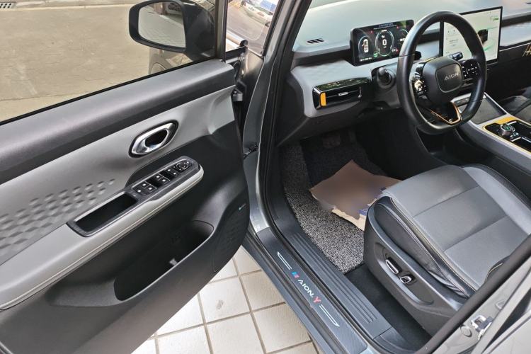 Used AION Y 2021 70 Tech Vitality Edition