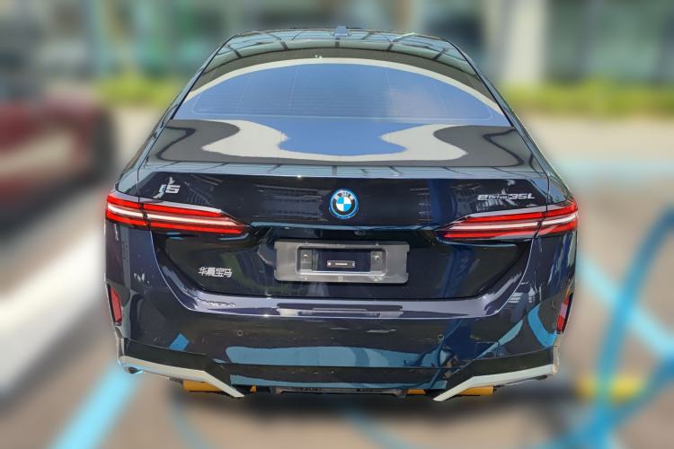 Used BMW i5 2024 eDrive 35L M Sport Package