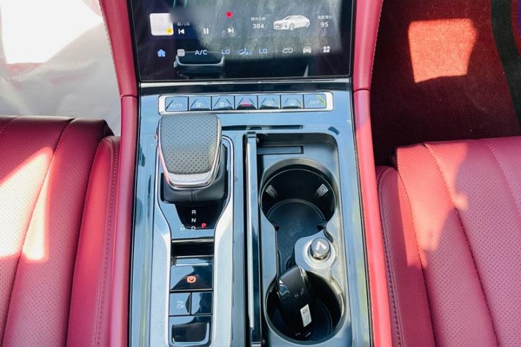 Used Hongqi H5 2025 1.5T DCT Qiyun 500 000th Unit Commemorative Edition
