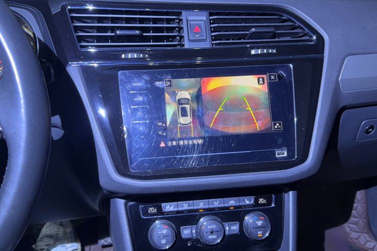 Used Volkswagen Tiguan L 2019 Revised 330TSI Automatic Two-Wheel Drive Smart & Luxury Edition China VI Standard Interior 4