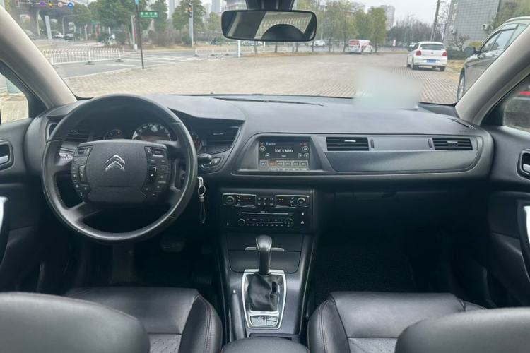 Used Citroen C5 2014 1.6T Automatic Luxury Model
