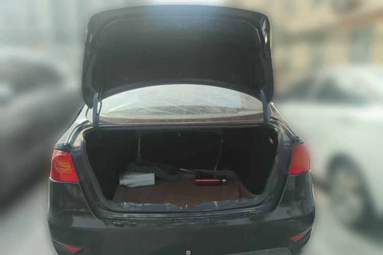 Used Brilliance H530 2011 1.6L Manual Comfort Version
