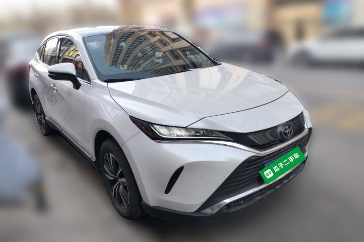 Used Toyota Harrier 2023 2.0L CVT Two-Wheel Drive Luxury Edition
