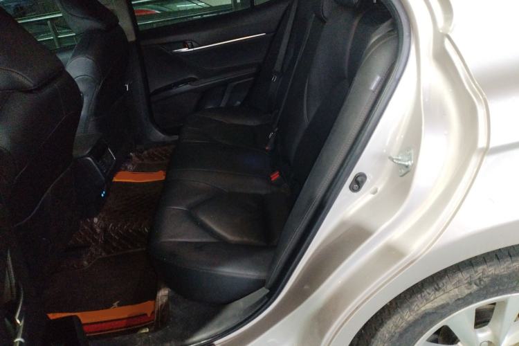 Used Toyota Camry 2023 2.0G Luxury Edition