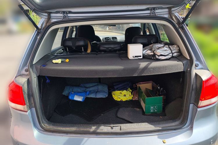 Used Volkswagen Golf 2012 1.6L Automatic Fashion Model Trunk