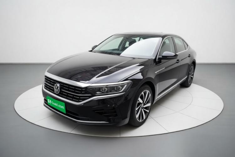 Used Volkswagen Passat 2023 Facelift 330TSI Prestige Edition