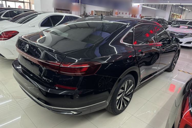 Used Volkswagen Passat 2023 380TSI Flagship Edition Exterior 5