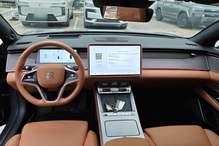 Used BYD Han L 2025 DM-i 200km LiDAR Flagship Model Center Console